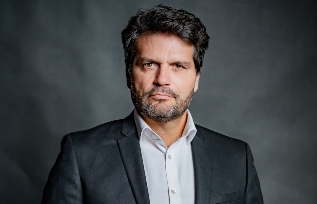 Adote inteligência artificial imediatamente ou veja sua empresa desaparecer no novo mercado global